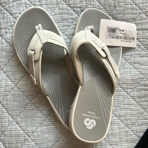NWT clark’s sandals